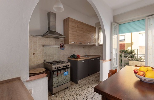 Follonica Apartment | Nice apartment for 6 people with WIFI, TV and patio