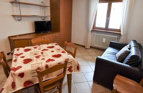 Valdidentro Apartment | Nice apartment for 6 people with WIFI, TV, terrace, pets allowed and parking