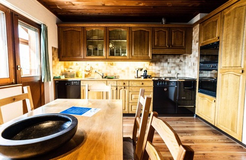 Riederalp Apartment | Nice apartment for 8 guests with WIFI, TV, balcony and pets allowed