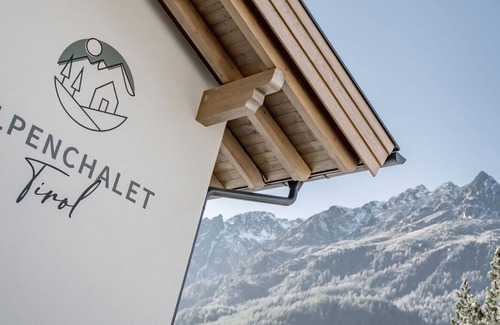 Unterlaengenfeld Apartment | Nice apartment for 8 guests with WIFI, TV, patio, panoramic view and parking