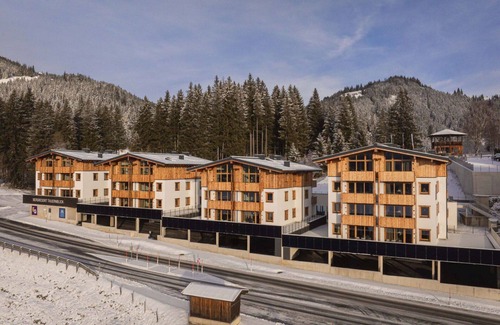 Mittersill Apartment | Nice apartment for 10 people with WIFI, pool, TV and terrace