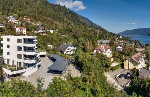 Annenheim Apartment | Nice apartment for 6 guests with WIFI, TV, balcony, pets allowed and panoramic view