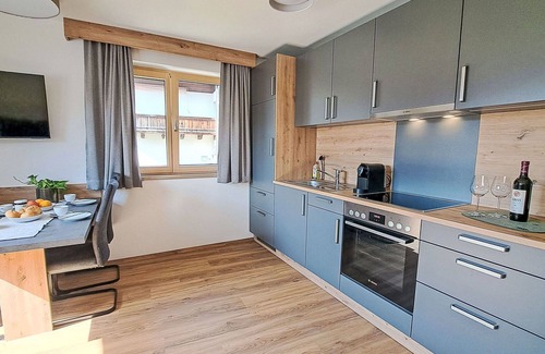 Oberau Apartment | Nice apartment for 4 people with WIFI, TV, balcony and panoramic view