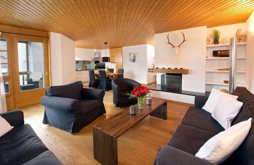 Lenzerheide Apartment | Nice apartment for 5 people with TV and balcony