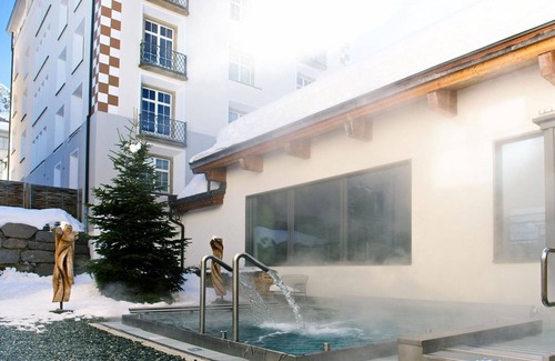Lenzerheide Apartment | Nice apartment for 5 people with TV and balcony