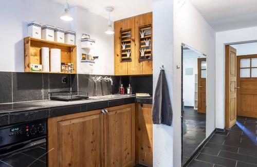 Noville Apartment | Nice apartment for 3 people with WIFI, patio and pets allowed