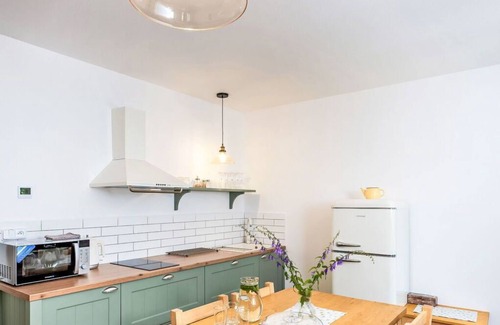 Horni Plana Apartment | Nice apartment for 4 people with WIFI, terrace, pets allowed and parking