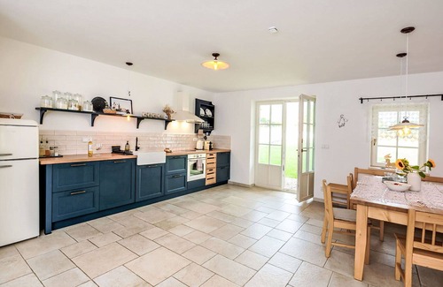 Horni Plana Apartment | Nice apartment for 12 people with WIFI, terrace, pets allowed and parking