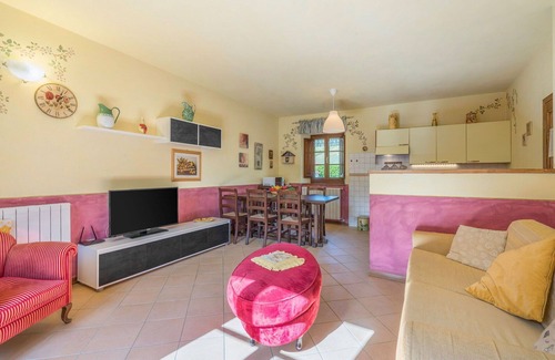 Cutigliano Apartment | Nice apartment for 4 people with pool, WIFI, TV and pets allowed