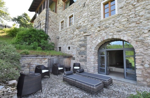 Comano Terme Apartment | Nice apartment for 4 guests with private pool, WIFI, TV, patio, pets allowed and parking