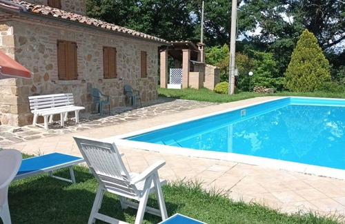 Volerrano Apartment | Nice apartment for 8 guests with WIFI, pool and pets allowed