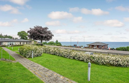 Sandkaas Apartment | Nice apartment in Allinge with WiFi