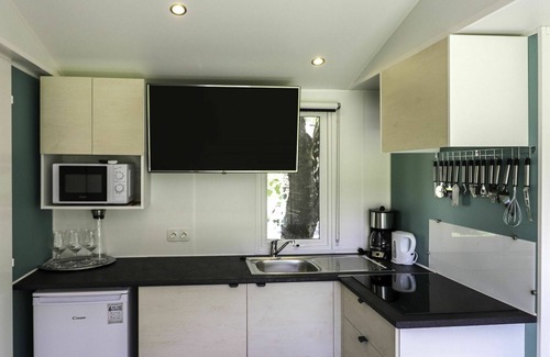 Muhldorf House | Nice apartment in villa for 4 guests with A/C, WIFI, TV, terrace, pets allowed and panoramic view