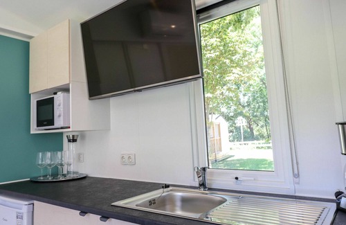 Muhldorf House | Nice apartment in villa for 4 guests with A/C, WIFI, TV, terrace, pets allowed and panoramic view