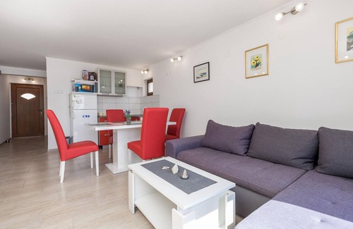 Baric Draga Apartment | Nice apartment in Baric Draga with WiFi