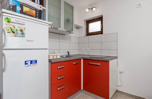 Baric Draga Apartment | Nice apartment in Baric Draga with WiFi