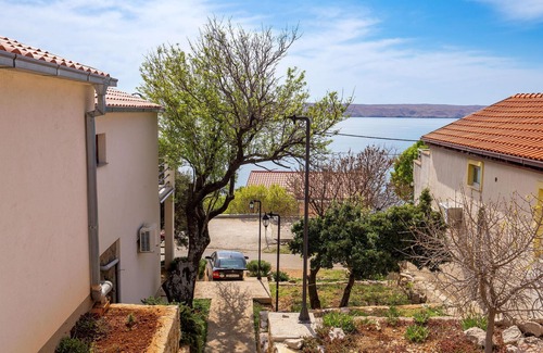 Baric Draga Apartment | Nice apartment in Baric Draga with WiFi