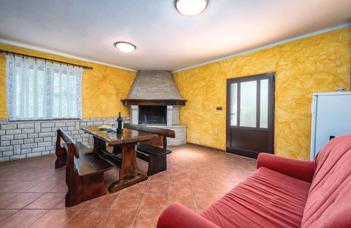 Hrboki Apartment | Nice apartment in Barban with WiFi