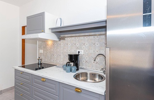 Danilo Biranj Apartment | Nice apartment in Danilo with WiFi