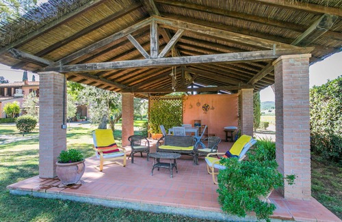 Suvereto Villa | Nice apartment in villa for 4 people with pool, WIFI, A/C and terrace