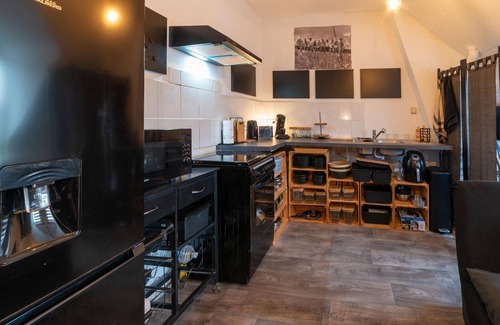 Liege Apartment | Nice apartment in Liège with parking