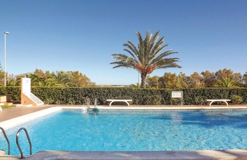 Platja de Piles Apartment | Nice apartment in Piles with WiFi