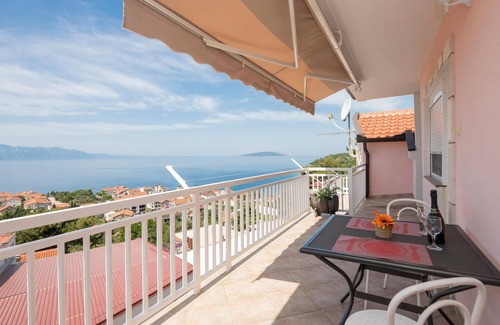 Gradac Apartment | Nice apartment in Podaca with WiFi