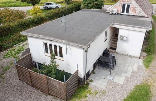Tranebjerg Apartment | Nice apartment in Samsø with WiFi