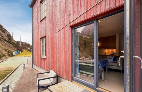 Sogne Apartment | Nice apartment in Søgne with WiFi