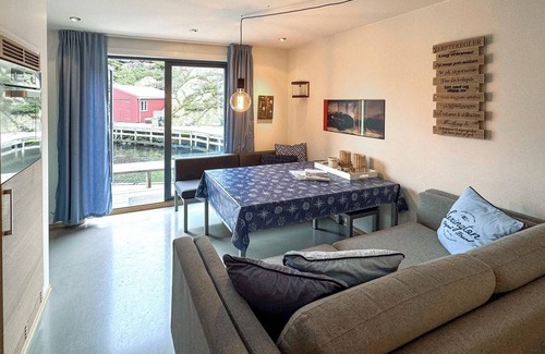Sogne Apartment | Nice apartment in Søgne with WiFi
