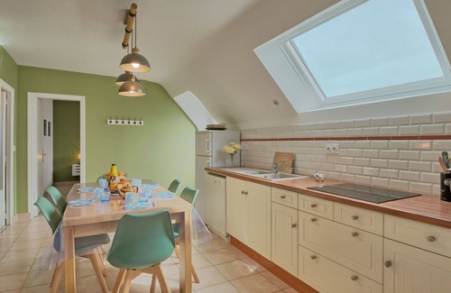 Plouhinec Villa | Nice apartment in villa for 5 guests with WIFI, TV and terrace