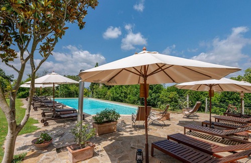 Poggi del Sasso Villa | Nice apartment in villa for 2 people with WIFI, A/C, pool, TV, patio and pets allowed