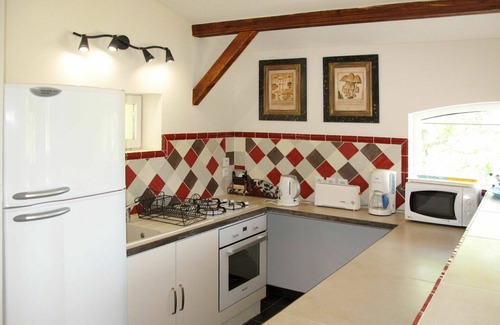 Sigonce Villa | Nice apartment in villa for 8 people with pool, WIFI, TV, patio and pets allowed