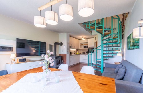 Zandt House | Nice apartment in villa for 6 guests with WIFI, TV, terrace and pets allowed