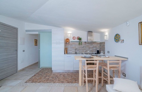 Eden Beach Villa | Nice apartment in villa for 3 guests with pool, A/C, WIFI, TV and patio