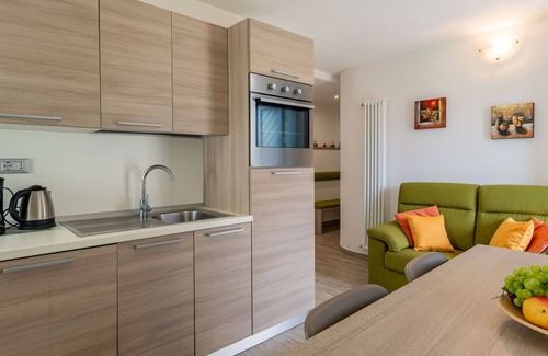 Novate Mezzola Apartment | Nice apartment for 5 people with WIFI, TV, terrace and parking