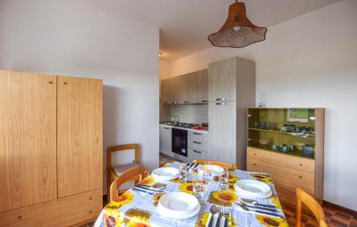 Isola di Capo Rizzuto Apartment | Nice Apartment In Isola Di Capo Rizzuto