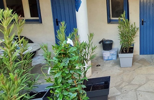 Cournonterral Apartment | Nice apartment on the ground floor of a village house