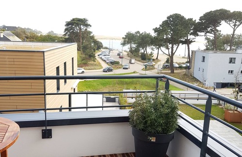 Guidel-Plages Apartment | Nice apartment, sea view, terrace Guidel Plages