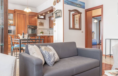Loreto Apartment | Nice apartment with WIFI, A/C, TV, terrace, pets allowed and panoramic view, close to Porto Reca.
