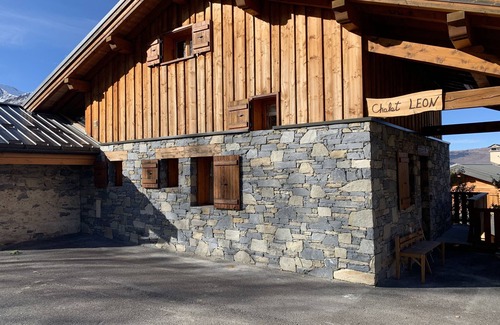 Plangagnant Ski Chalet | Nice Chalet LEON located in Plangagnant (1650 m) La PLAGNE - LA ROCHE chairlift