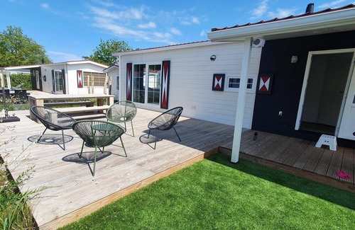 Koudekerke Ski Chalet | Nice chalet with air conditioning, on a holiday park, 1 km. from the beach