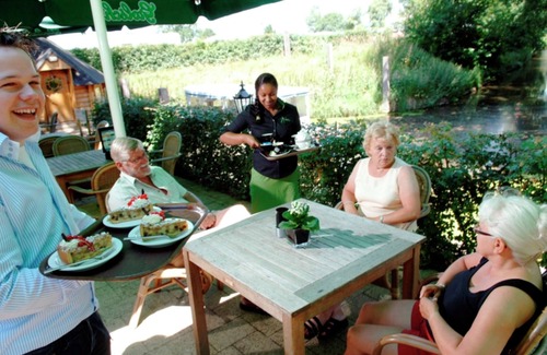 Municipality of Rijssen-Holten House | Nice chalet with garden, on the edge of the forest