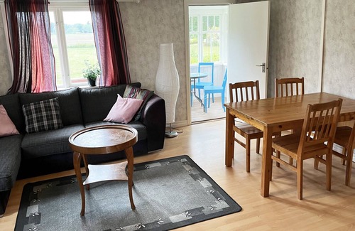 Bergkvara House | Nice cottage located close to a bay in Skäppevik I SE05046