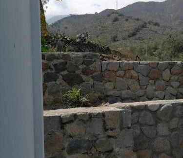 Santa Cruz de Cocachacra Ski Chalet | Nice country house with pool and beautiful view
