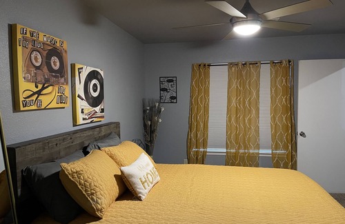 Midwest City House | Nice Cozy 2 Bedroom 2 BathTownhouse near Tinker AFB