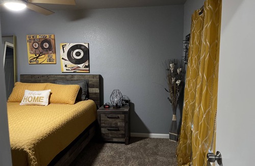 Midwest City House | Nice Cozy 2 Bedroom 2 BathTownhouse near Tinker AFB