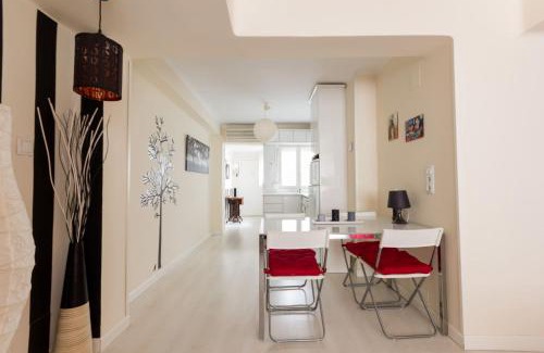 San Felipe Neri Apartment | Nice Flat -200m Center-2 Baths- 3 Bedrooms 5pers