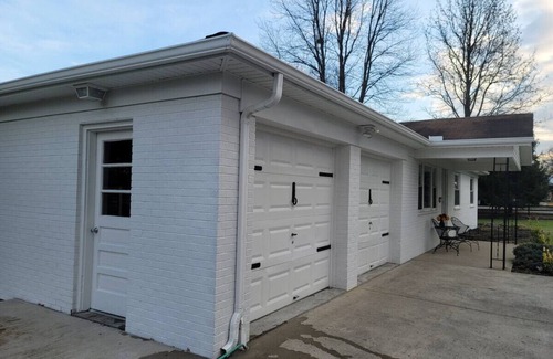 West Chester House | Nice Getaway Home with Hot Tub/Near all
