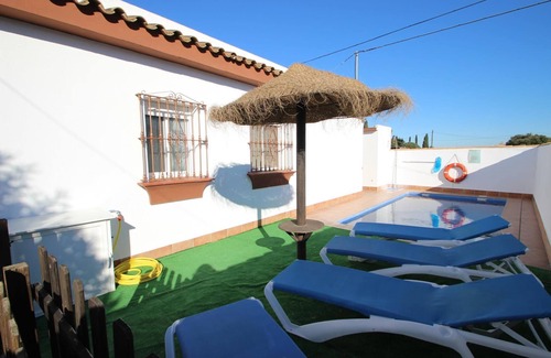 Conil de la Frontera House | nice holiday home with private pool, for 4-5 persons, quiet, with Wi-Fi and airconditioning and bicycles